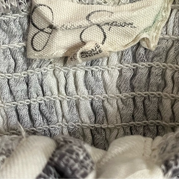 Toddler Girls Jessica Simpson Smocked Striped Jumpsuit Size 4T Gray & White - Picture 4 of 13